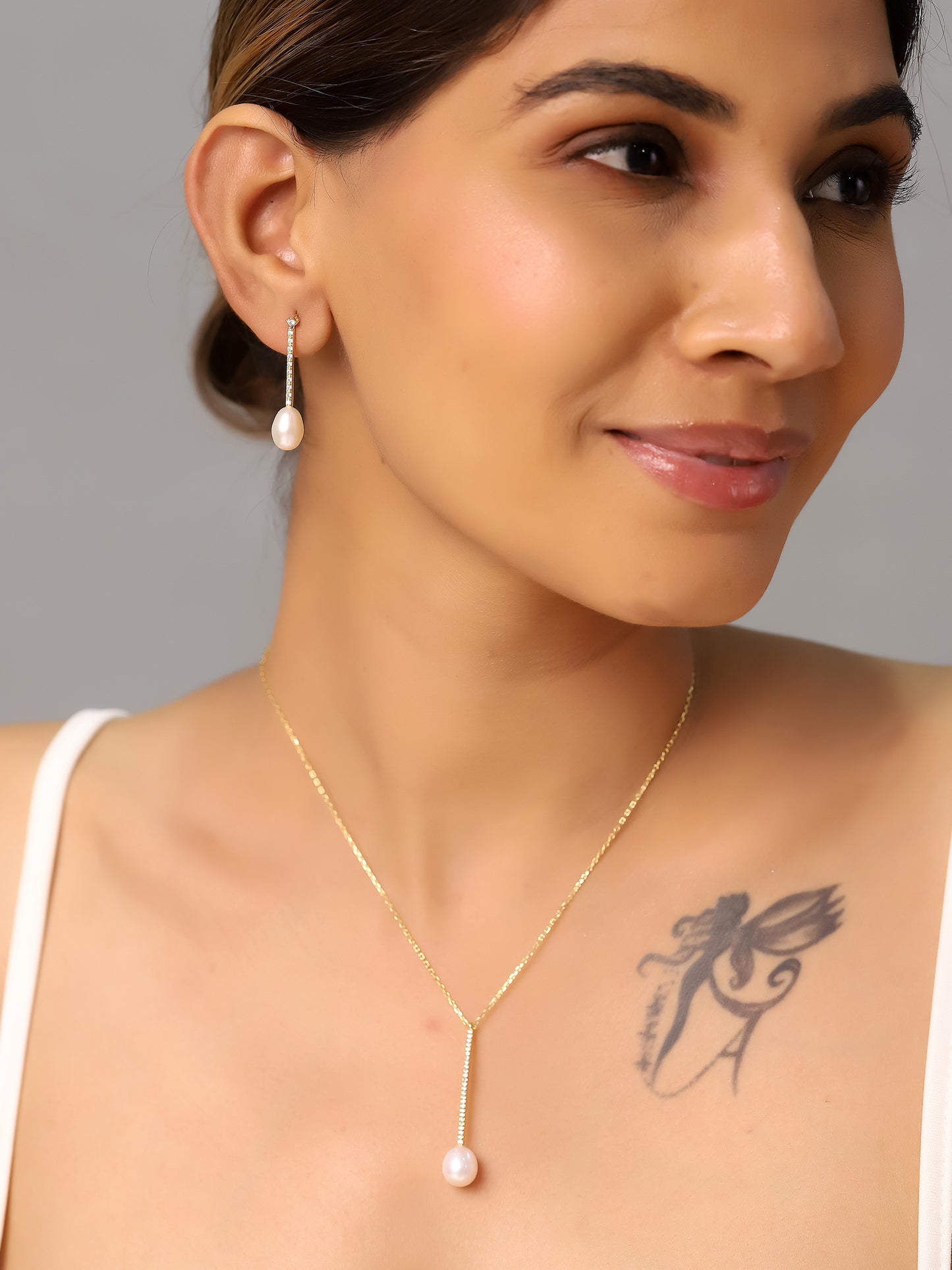 Collar barra circonitas perla