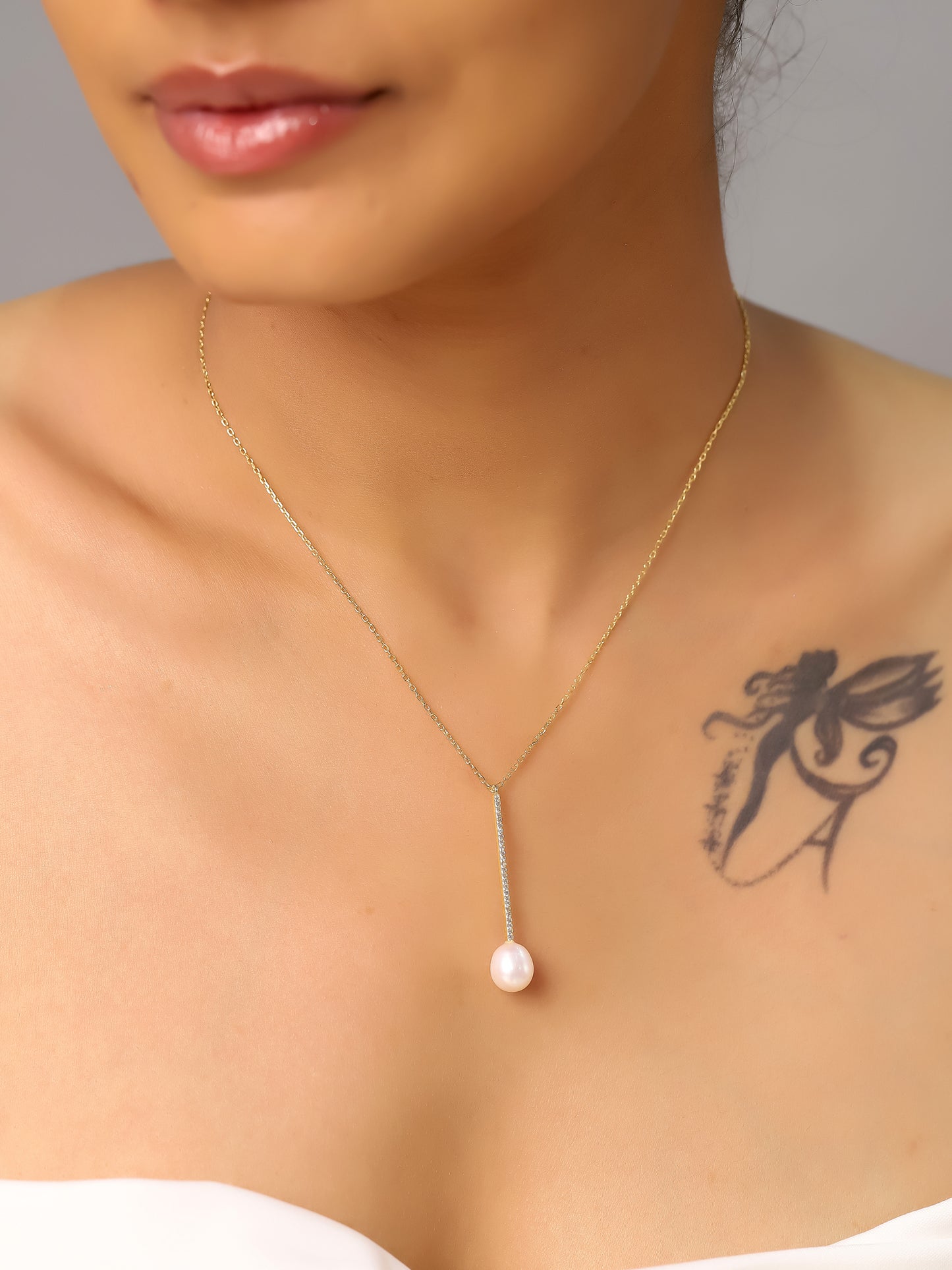 Collar barra circonitas perla