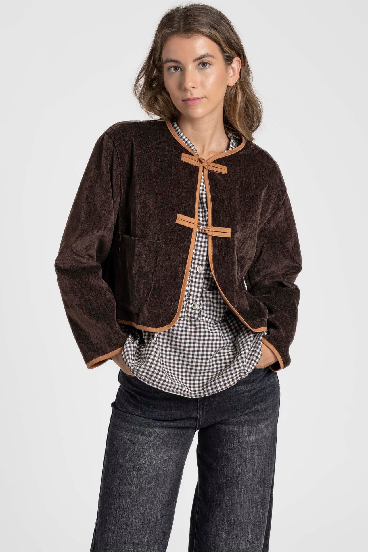 Chaqueta de pana marrón