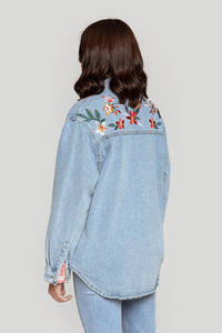 Cazadora denim bordado flores