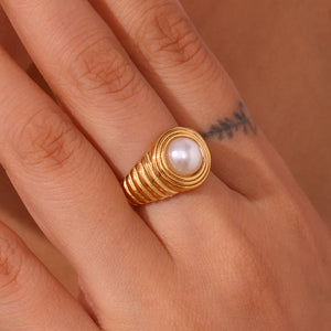 Anillo rayado perla