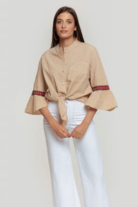 Blusa acampanada beige